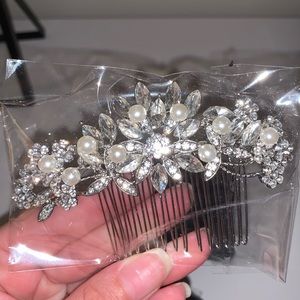 Bridal/Prom Hair Accessory